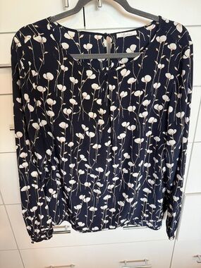 Stenströms Bought in Copenhagen. Navy silk Blouse with White Florals. Size L.